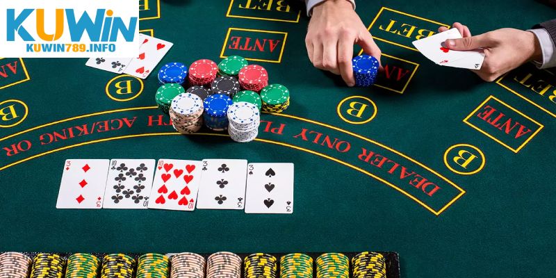 Tìm hiểu luật chơi Poker cơ bản